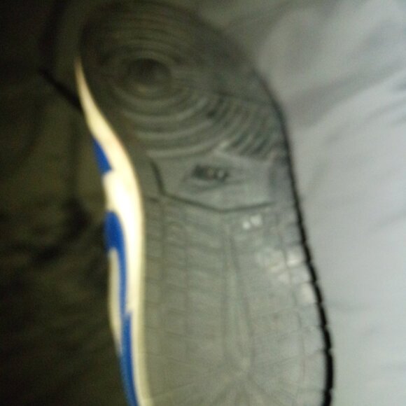 JORDAN RETRO OG AIR 1 ONES GAME ROYAL VARSITY BLUE SIZE 8 1/2  - 553558-124 - Picture 7 of 8